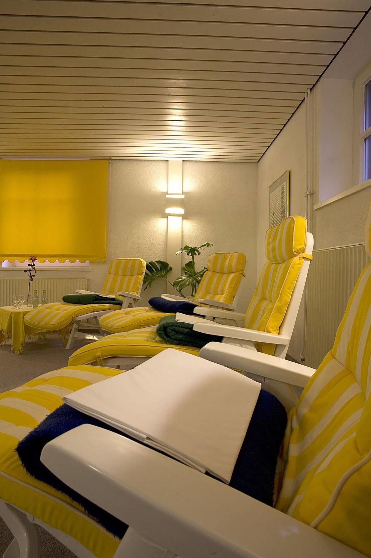 Ringhotel Residenz Wittmund Exterior foto